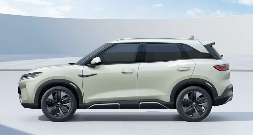 BYD Yuan Up на антикоррозийной обработке